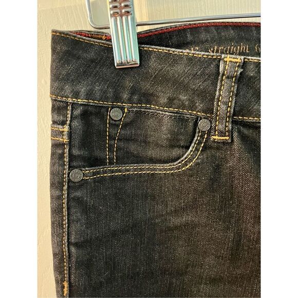 Talbots Dark Denim Heritage Straight Leg Jeans sz 6P EUC - Picture 3 of 8
